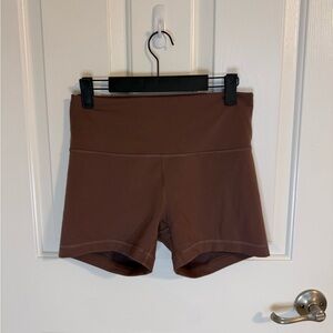 Lululemon Wunder Train High-Rise Short 4”